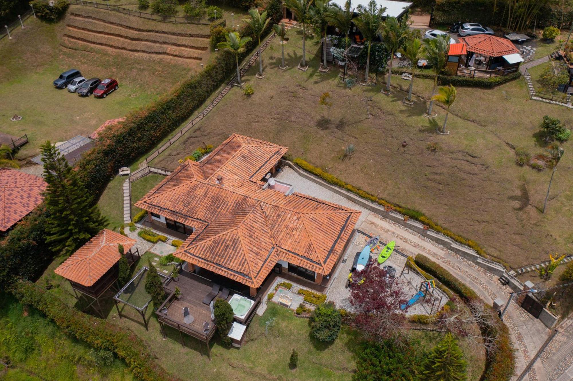 Casa Campestre Montecarlo Guatape- Desayuno A Pareja Villa Eksteriør billede