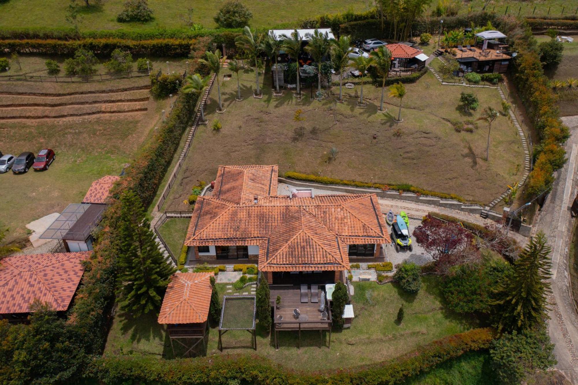 Casa Campestre Montecarlo Guatape- Desayuno A Pareja Villa Eksteriør billede