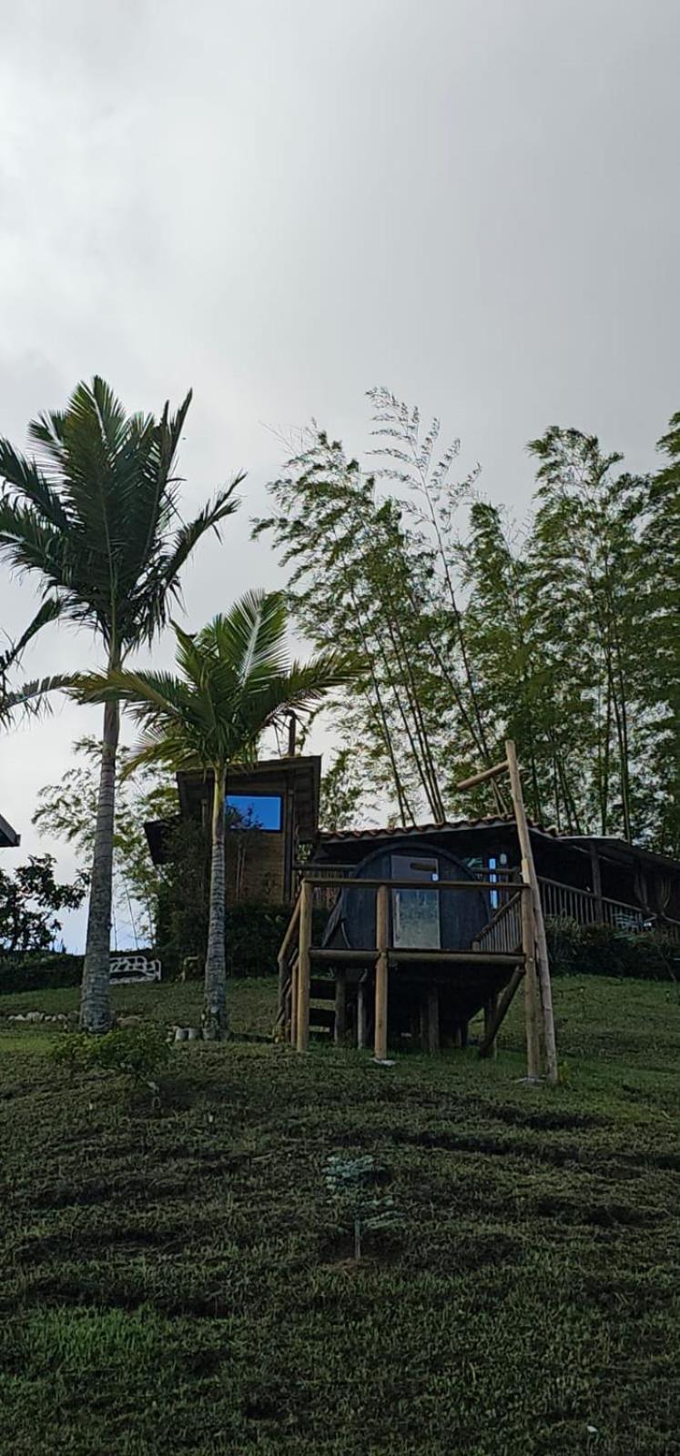 Casa Campestre Montecarlo Guatape- Desayuno A Pareja Villa Eksteriør billede