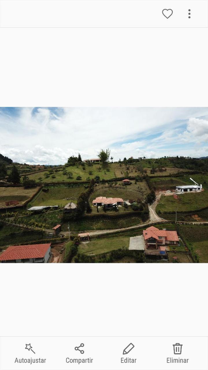 Casa Campestre Montecarlo Guatape- Desayuno A Pareja Villa Eksteriør billede